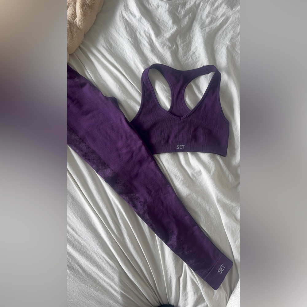 SET Active Deep Purple Set
